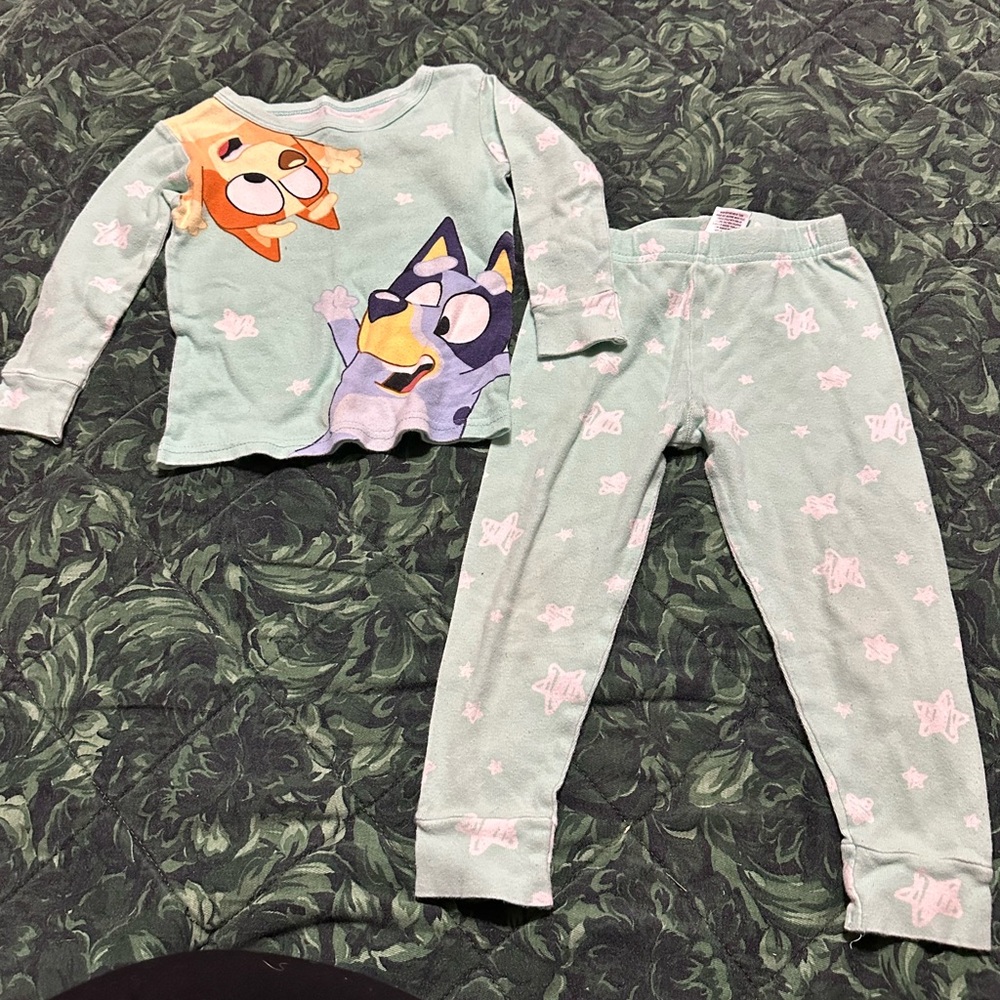 BLUEY set